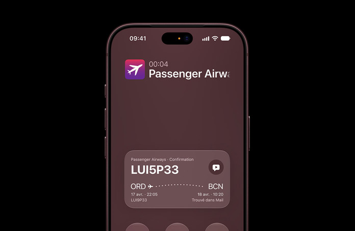 iPhone Air, affichant la fonctionnalité Contexte de l’appel pilotée par Apple Intelligence. L’écran affiche les détails de confirmation d’un vol pendant un appel