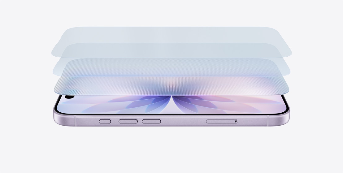 Horizontāli uz sāniem novietots iPhone 17 ar lavandas krāsas apdari, tiek parādīts Ceramic Shield 2 slānis